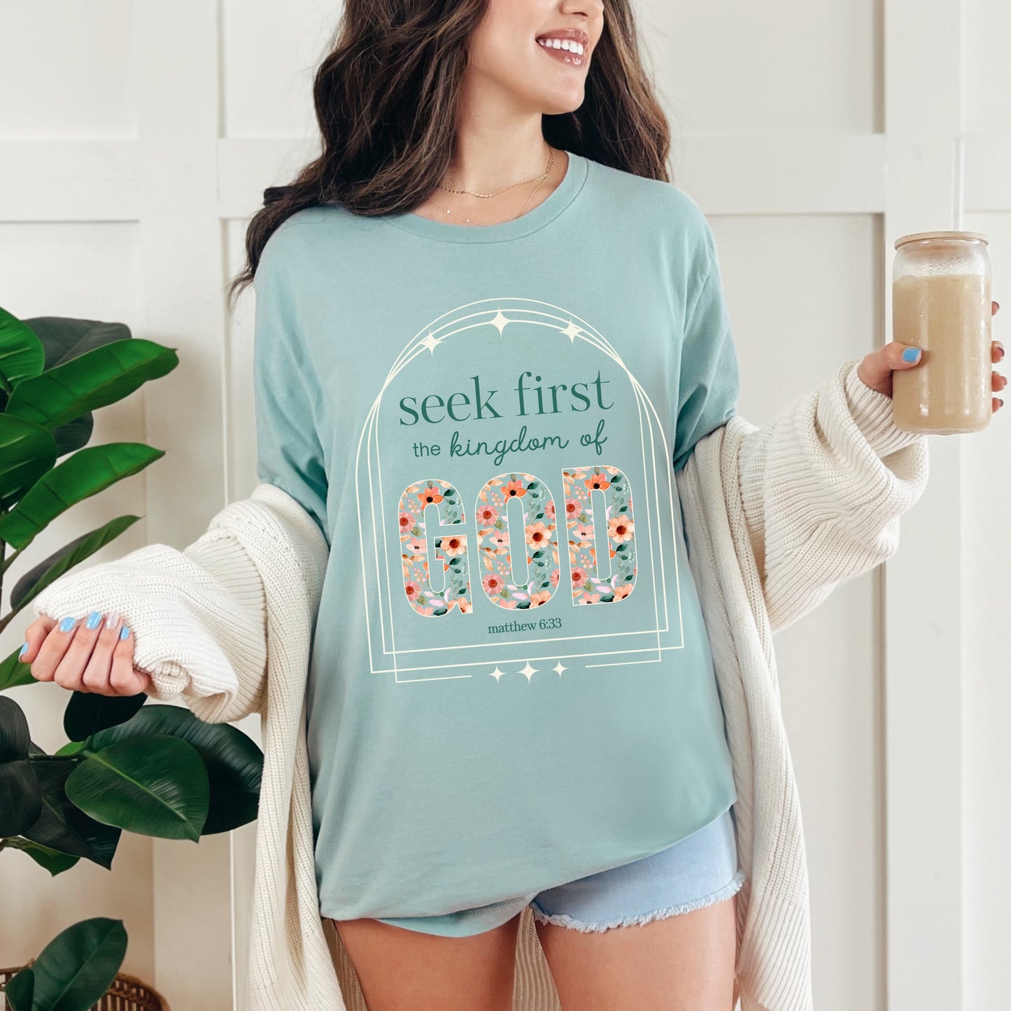 Christian-T-Shirt--Christain-Gift-Cute-Tee-Shirt-Seek-First-Matthew-6-Faith-Tee