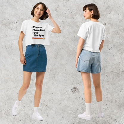 Unhinged Crop Top Finance Guy Funny Tee For Gag Gift Retro Style T-Shirt
